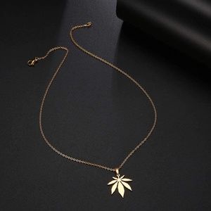 Stainless Steal Weed Leaf Chain Necklace